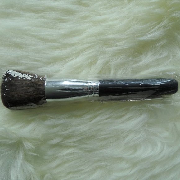 bareMinerals Other - NEW BareMinerals Tapered Face Brush